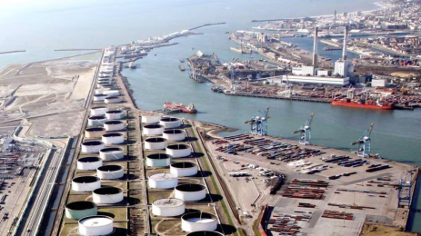 Le_pétrole_brut_bondit_alors_que_le_détroit_d’Ormuz_reste_fermé