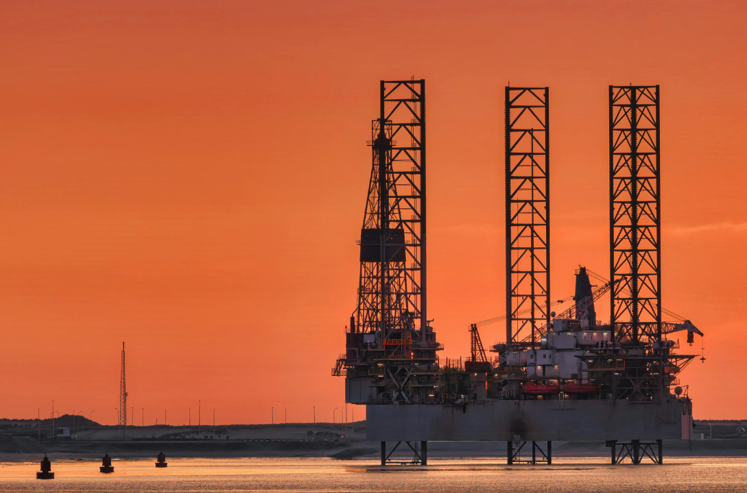Les_actions_reculent_et_le_pétrole_grimpe_alors_que_les_doutes