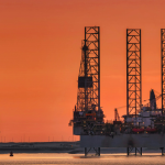 Les_actions_reculent_et_le_pétrole_grimpe_alors_que_les_doutes