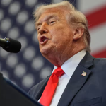 Tarifs auto UE - Trump ravive le risque commercial