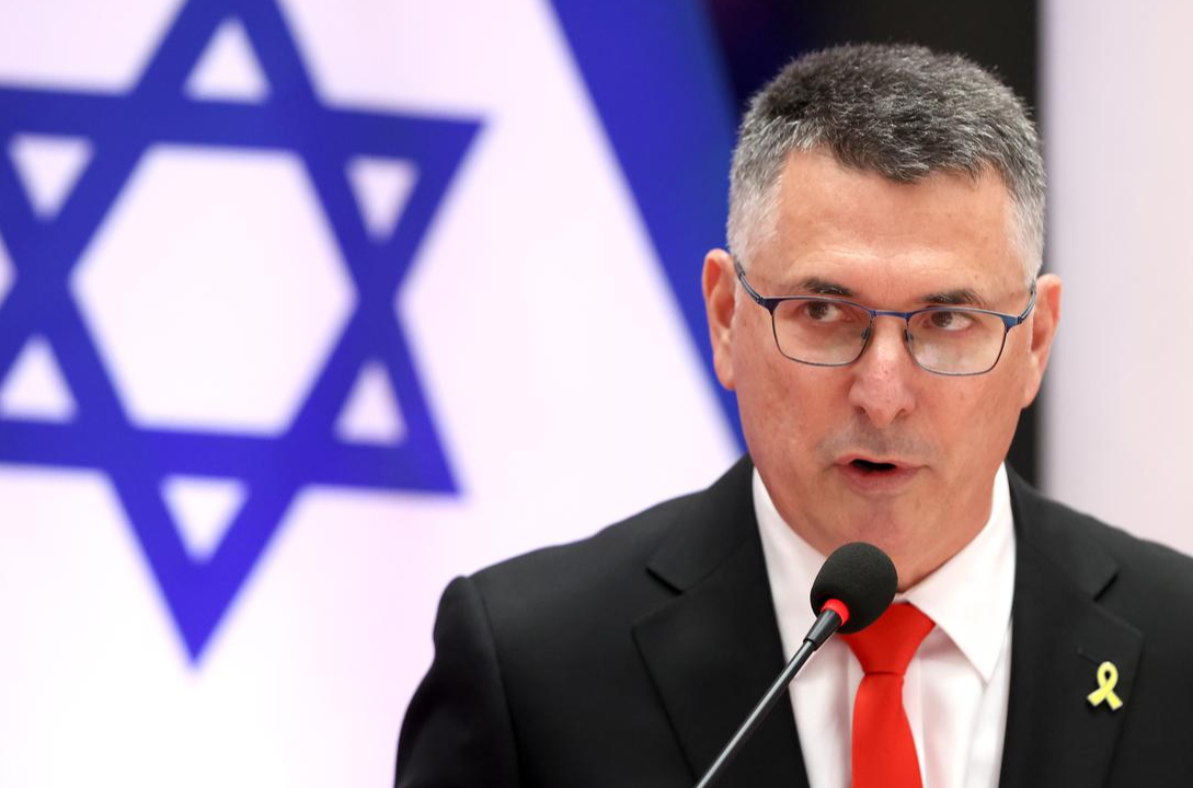 Guerre Iran-Israël, frappes au Moyen-Orient et tensions sur le détroit d’Hormuz