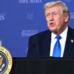 Trump évoque un “changement de régime” en Iran