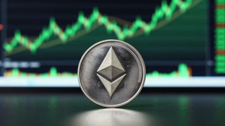 Ethereum soutenu par accumulation des whales, données on-chain favorables et nouvelle roadmap Lean Ethereum