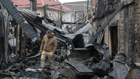Kyiv touchée par plusieurs explosions après une alerte aux missiles balistiques russes