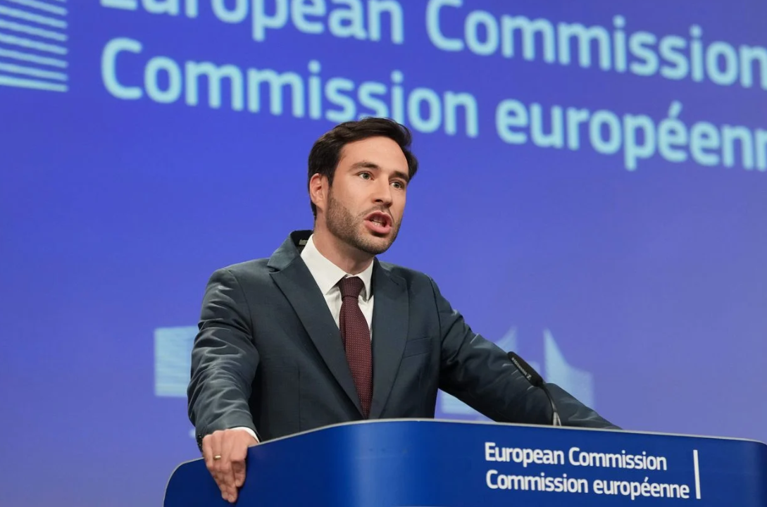 Google condamné à 890 millions d’euros d’amendes par l’Union européenne pour Google Play et ses pratiques dans la recherche